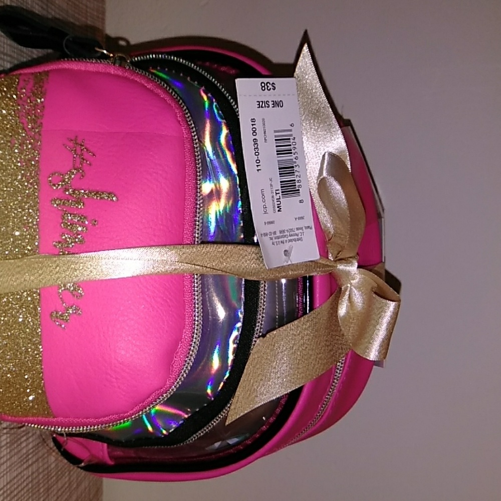 Cosmetics cases